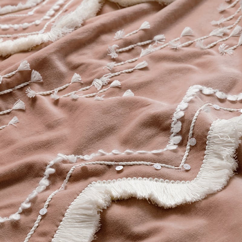 Neko Velvet Fringed Throw Soft Pink 