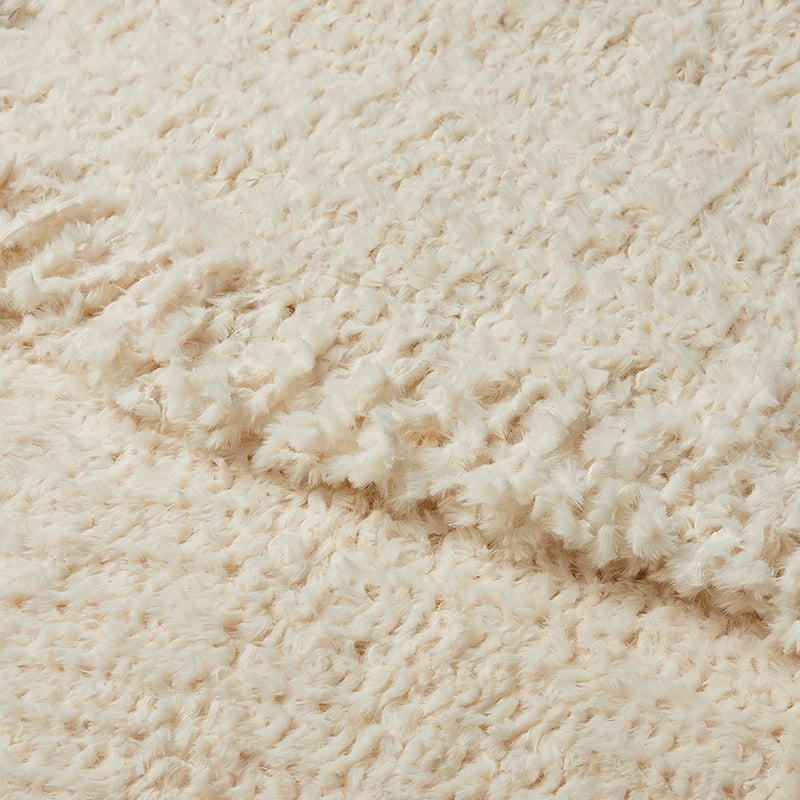 Avoca Feather Yarn Tassel Winter White Throw
