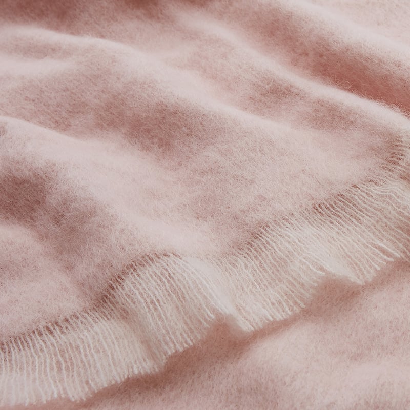 Mohair Throw Pearl 