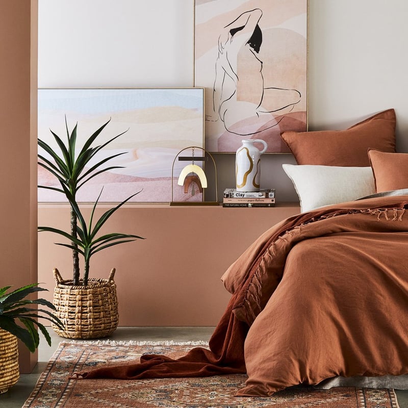 Natural Blush Bella Figure Canvas