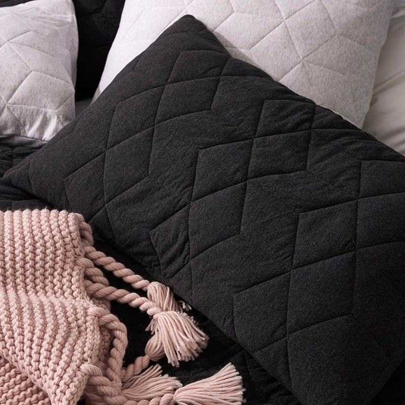 Empire Jersey Quilt Cover Black Marle