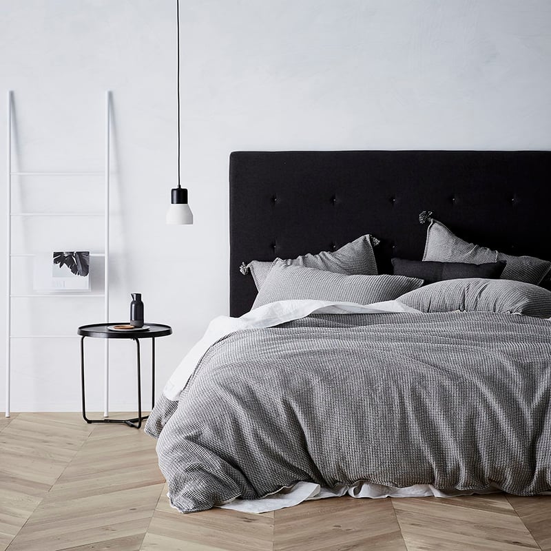 European Collection Venice Waffle Quilt Cover Black