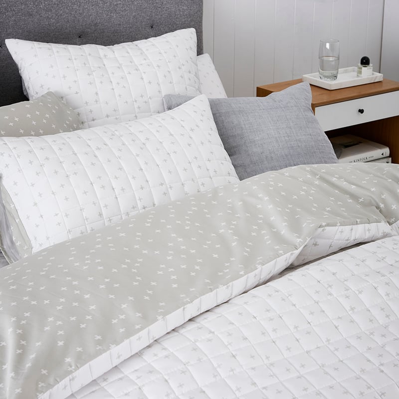 Pai Quilted Quilt Cover White