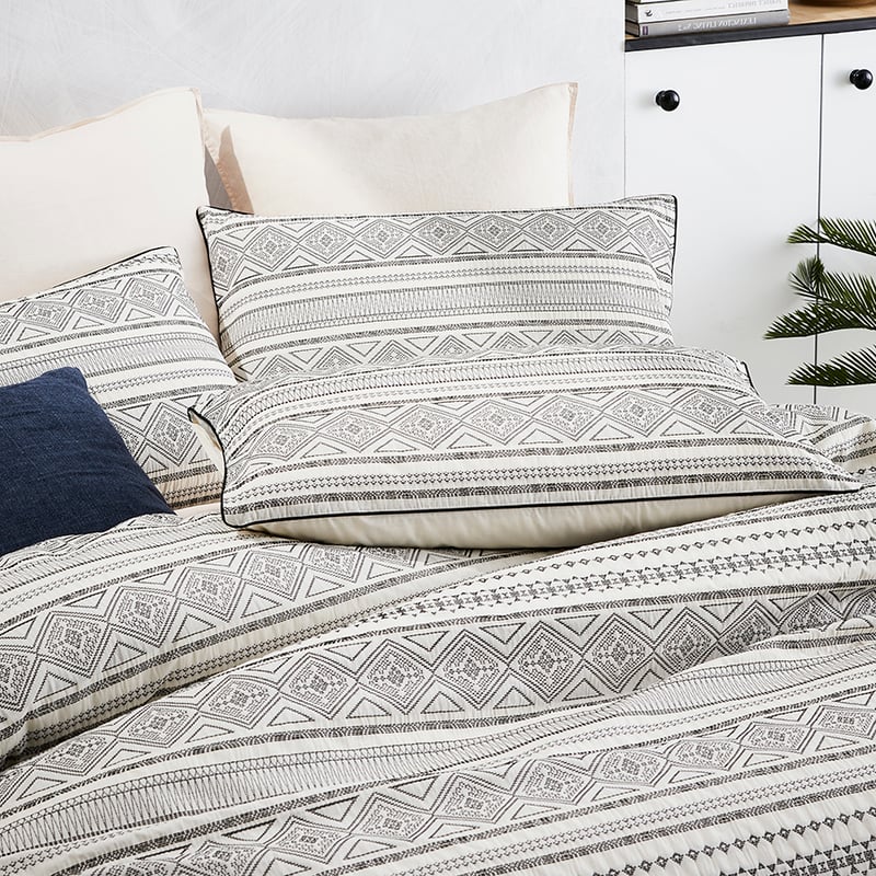 Chikasha Natural Quilt Cover Set
