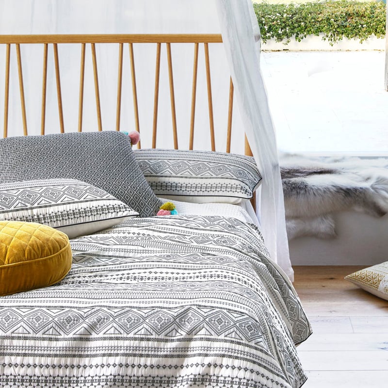 Chikasha Natural Quilt Cover Set