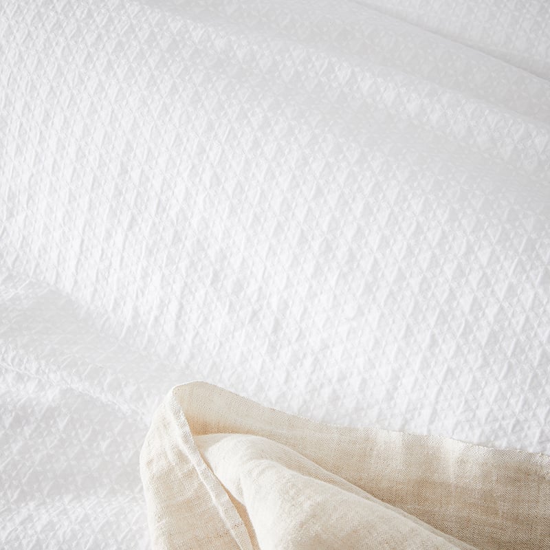 Mena Quilt Cover White