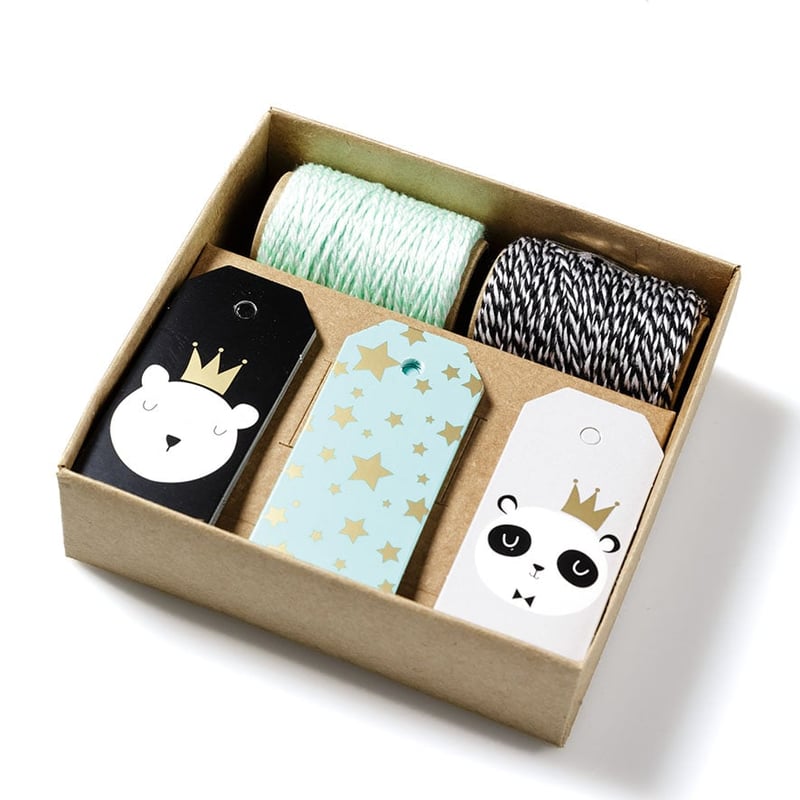 Gift Tags Set of 30 Mint 