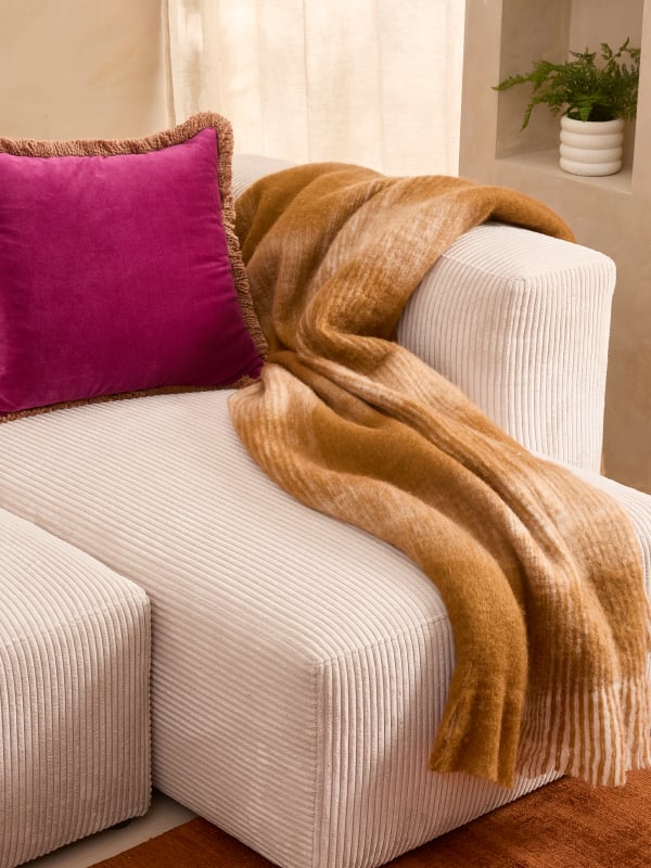 Cushion-&-Throw-Styling_MYS_Web-Asset-05_600-x-800.jpg.jpg