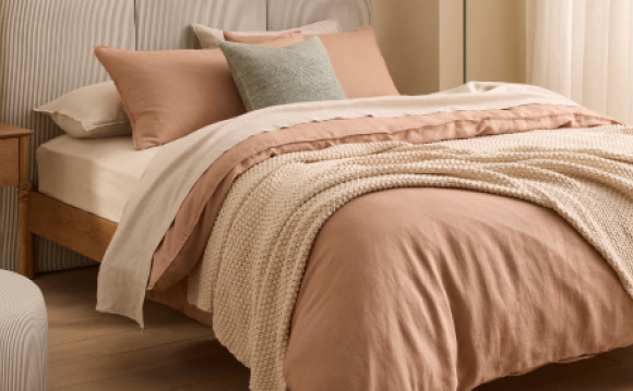 25LLE MAR_Body - 3015_Bedlinen.jpg