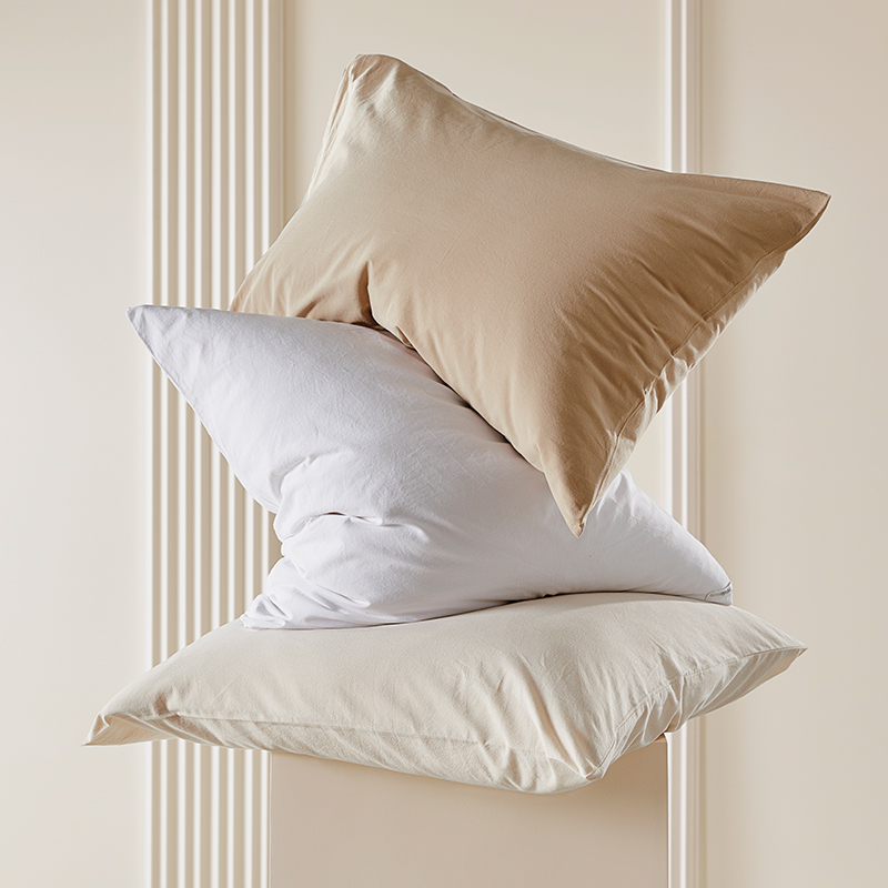 LLE_Bedlinen-for-A-Lived-In-Look_Web-Asset-04_SWC_800-x-800.jpg