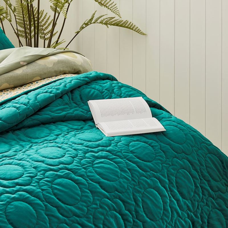 Flowerburst Velvet Green Quilted Coverlet + Pillowcases