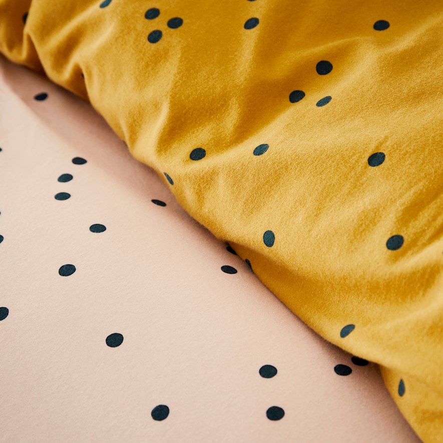 Printed Pink Spot Flannelette Quilt Cover Set + Pillowcases Adairs