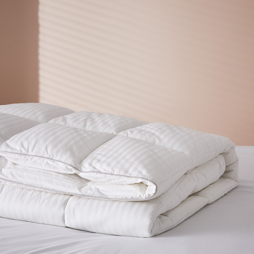 Downtime luxury high loft surround memory foam pillow outlet