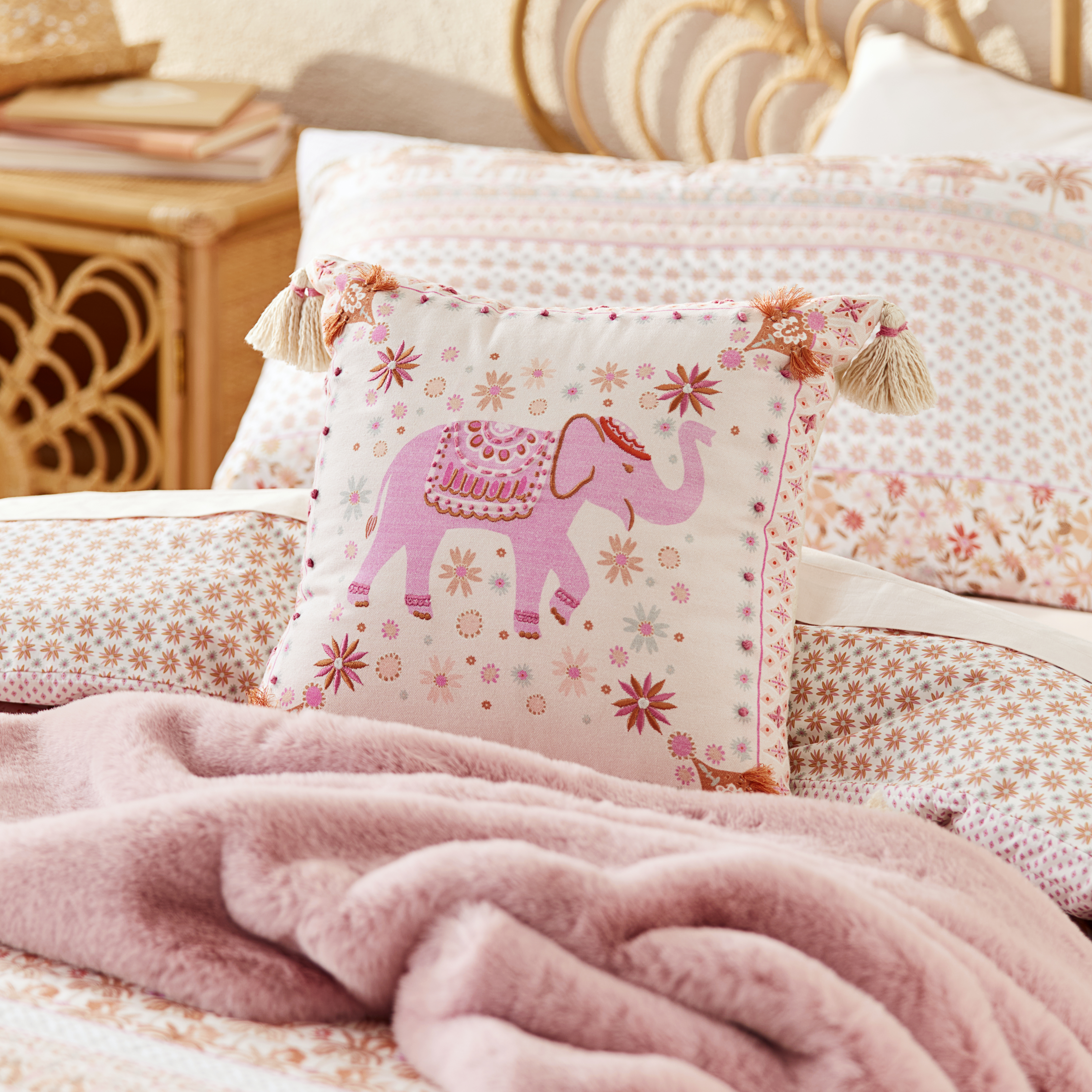 Pink cheap elephant bedding