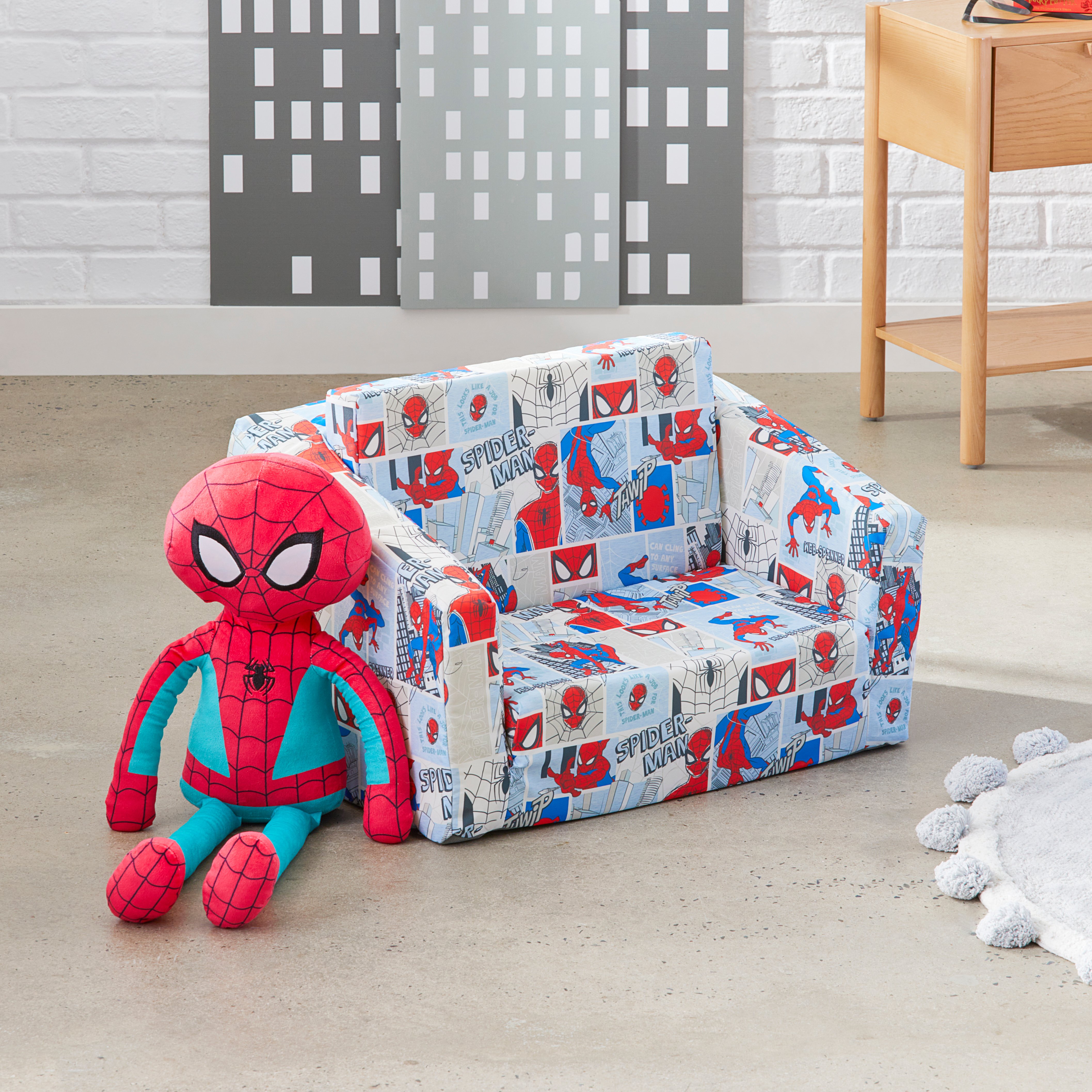 Spiderman flip out sofa top
