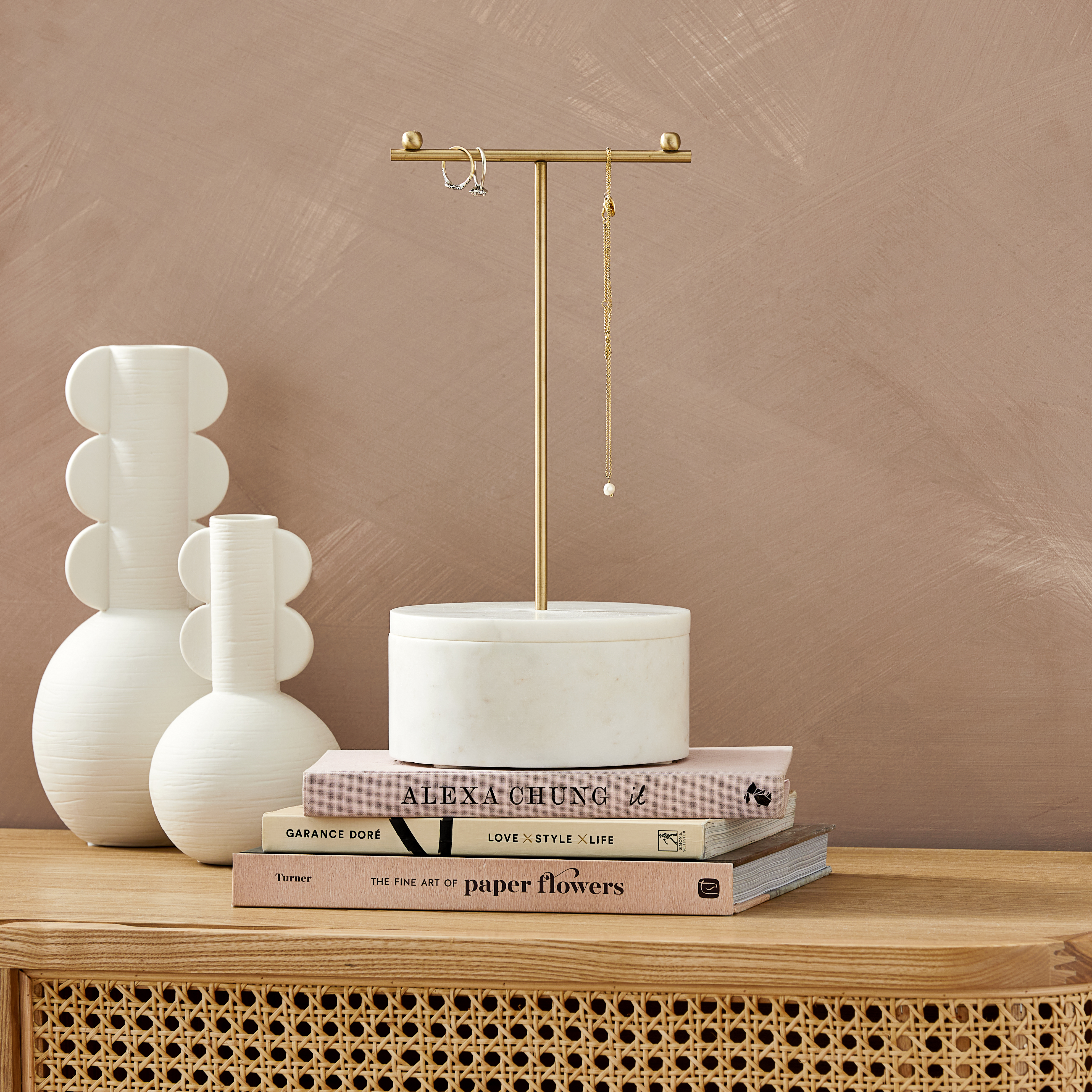 Marble and rose shop gold jewellery stand