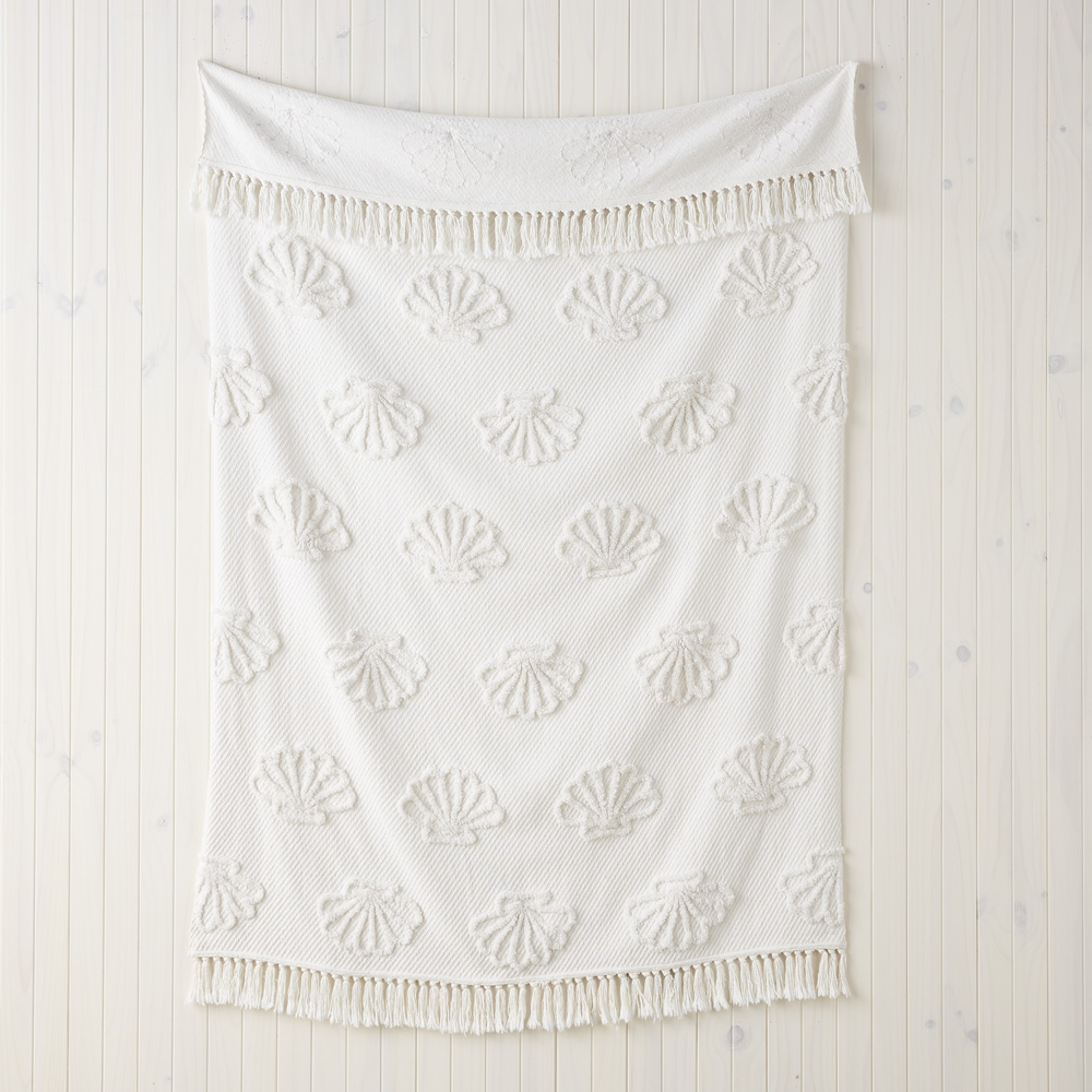 Shell White Tufted Throw | Adairs