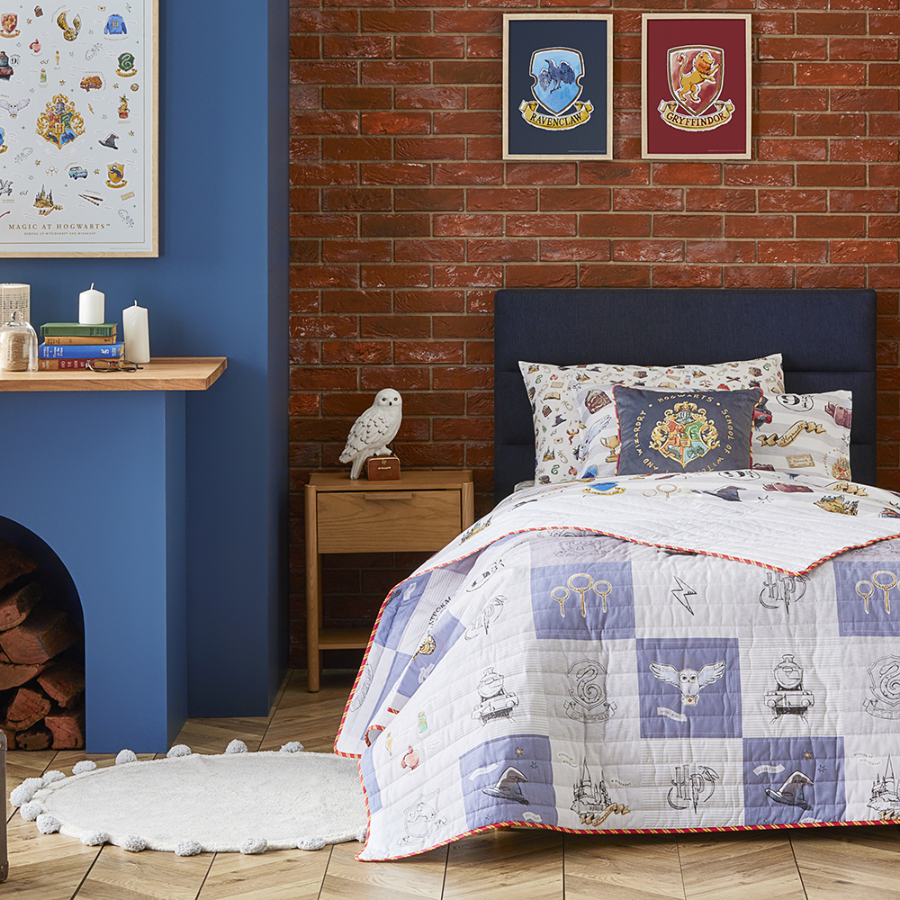 This Walmart Harry Potter Bedding Is Perfect For Little Hogwarts