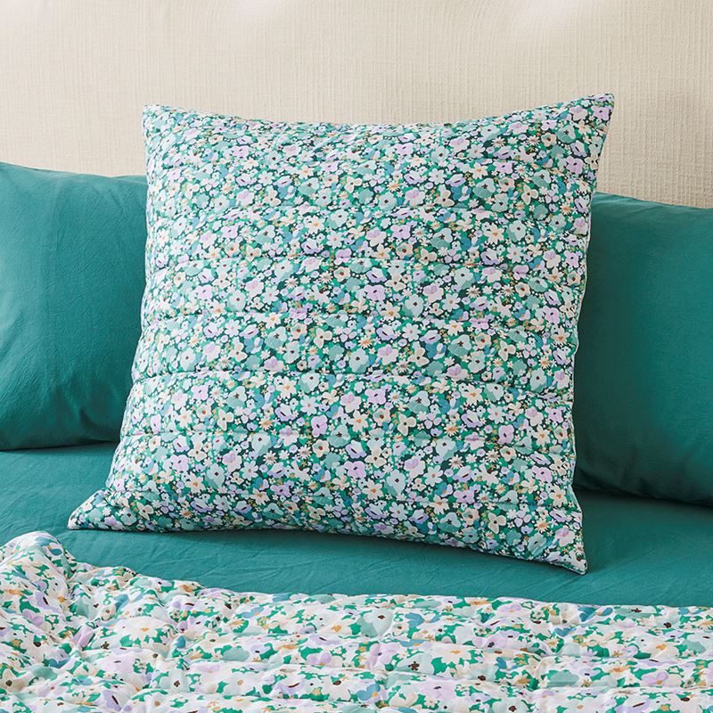 Holly Green Floral Quilted Pillowcases