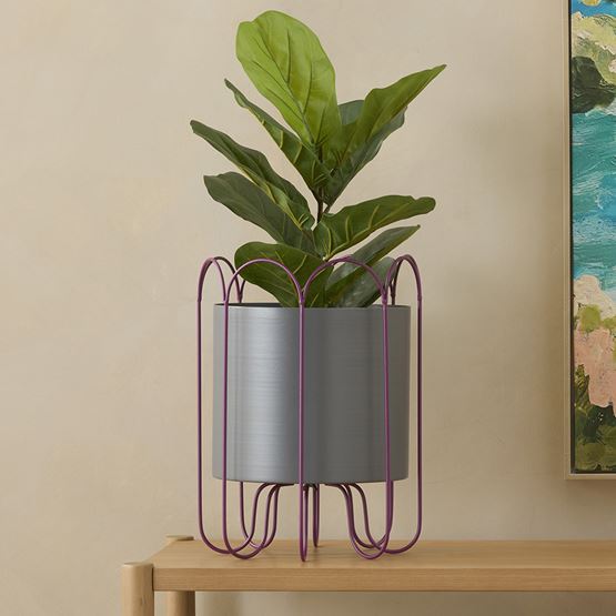 Colombo Charcoal & Berry Plant Stand