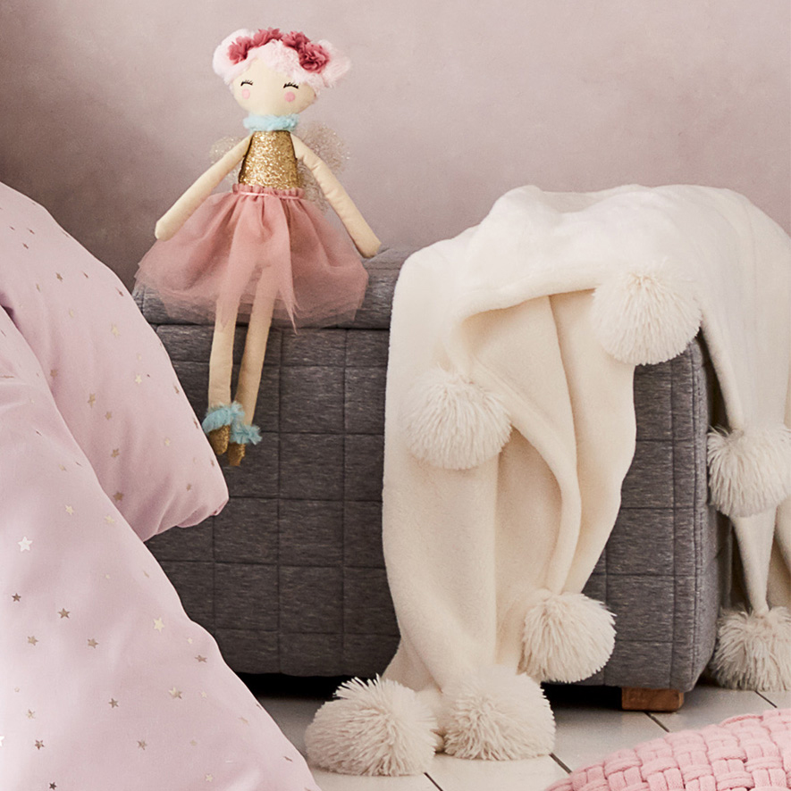 Giant Pom Pom Blanket White Adairs