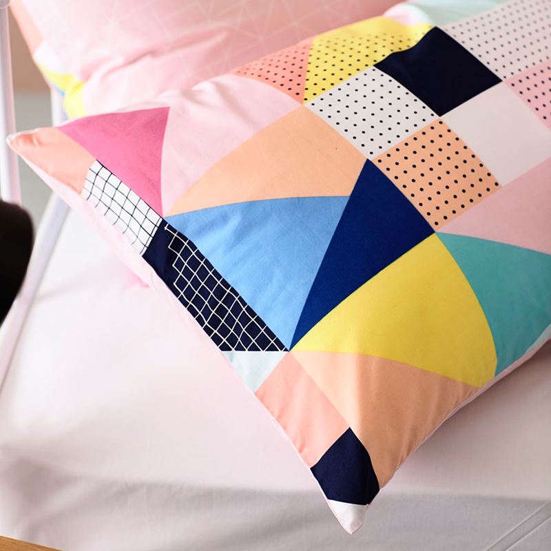 Darcee Pink Bedlinen Pink | Adairs