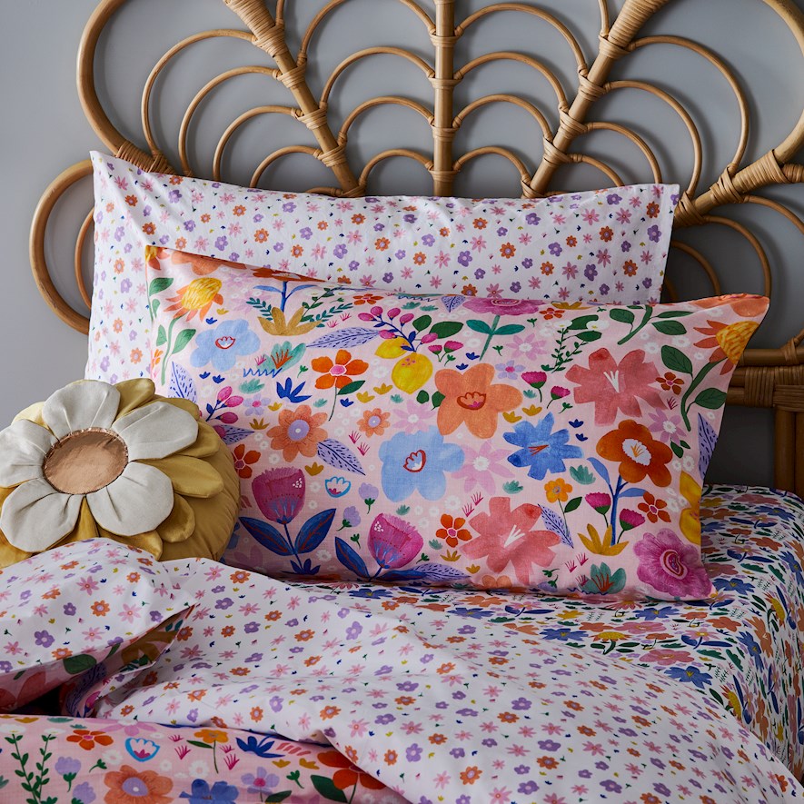 Bloom Pink Quilt Cover Set | Adairs