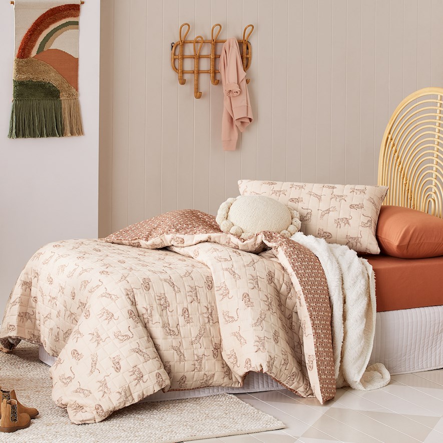 Muslin quilt queen hot sale