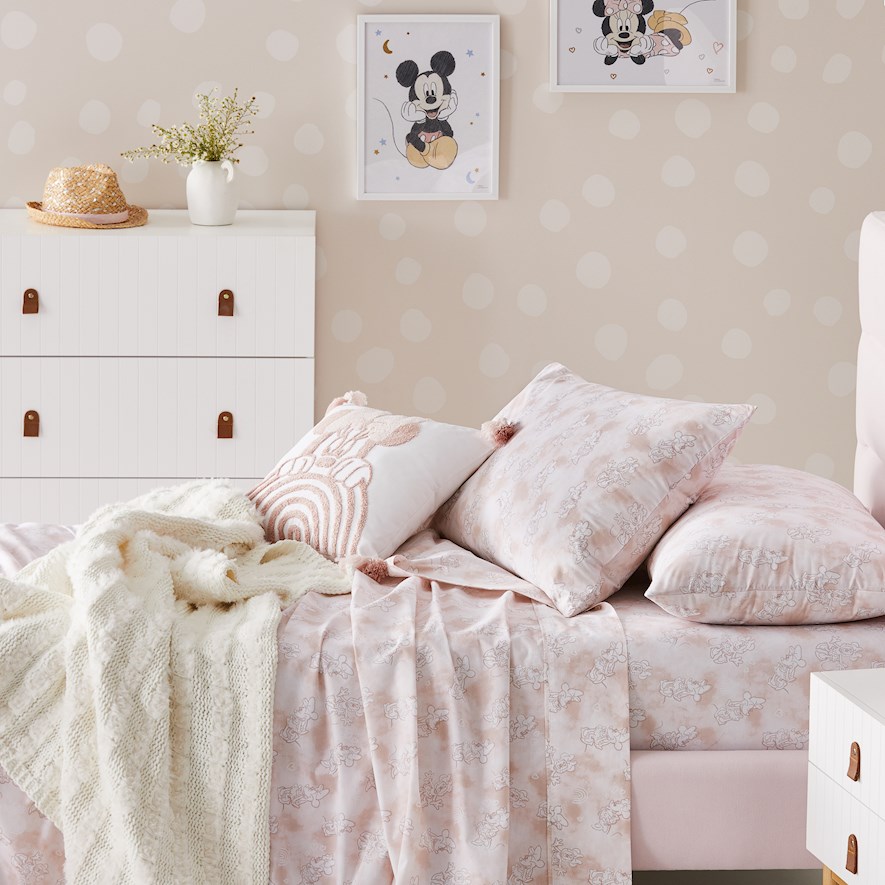 Minnie mouse sheet hotsell set full size