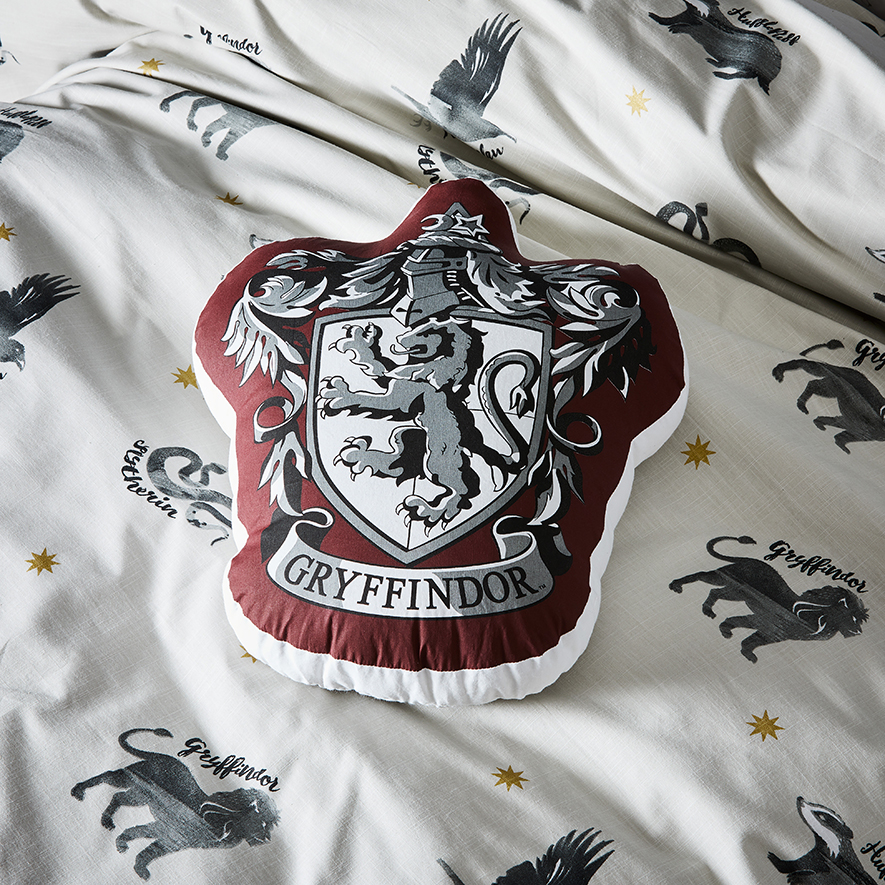 Gryffindor cushion deals