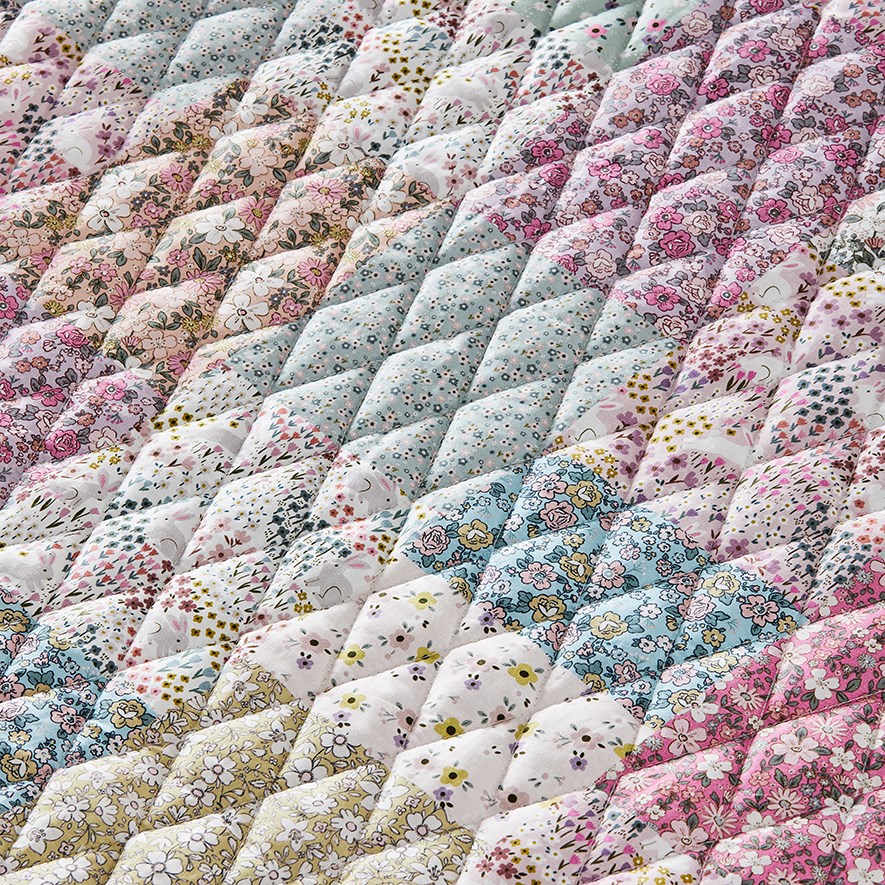 Daisy Patchwork Ditsy Floral Quilted Cot Quilt Cover Set Adairs