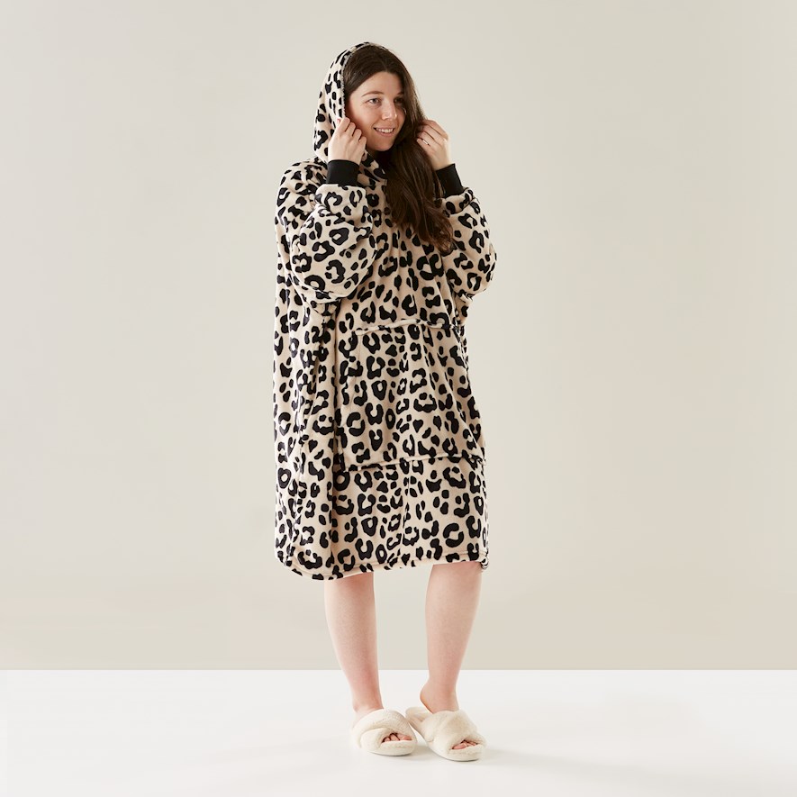 Teddy Hooded Blanket One Size Black/Natural Leopard Adairs