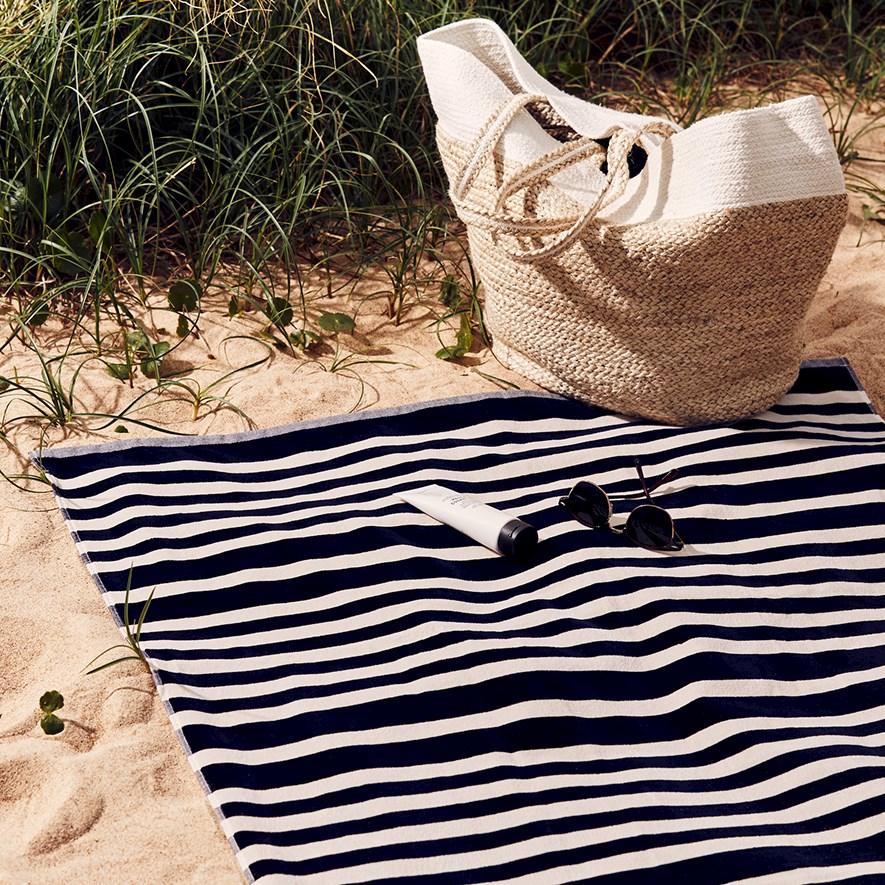 Adairs sand hotsell free towel