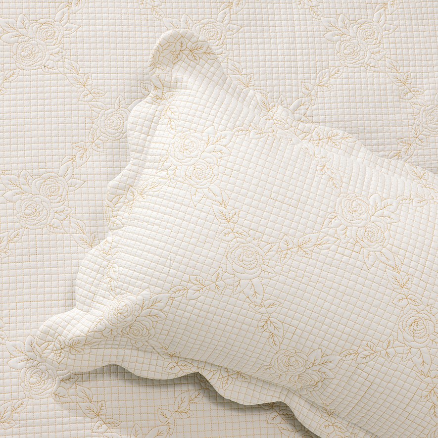 Belle Ecru Bedspread Set + Accessories Adairs