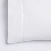 300TC Fresh Cotton White Pillowcase