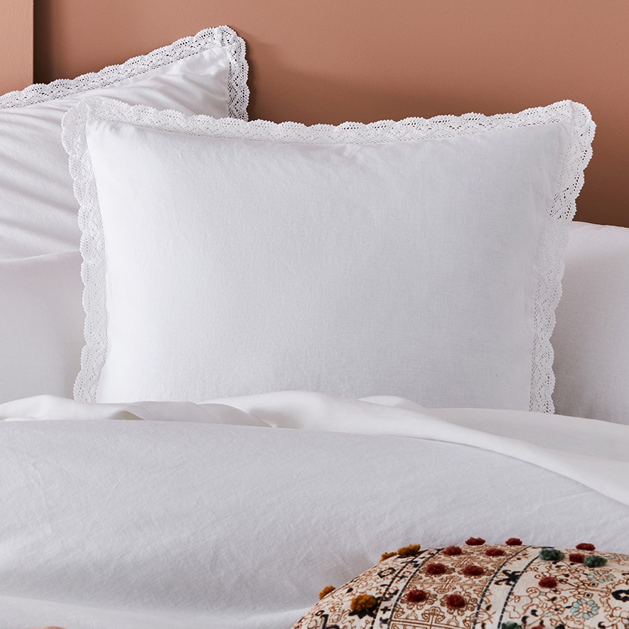 Lace trimmed sheets clearance and pillowcases