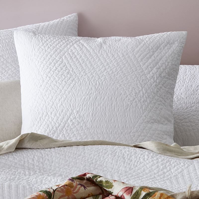 Kaito Quilted White Quilt Cover