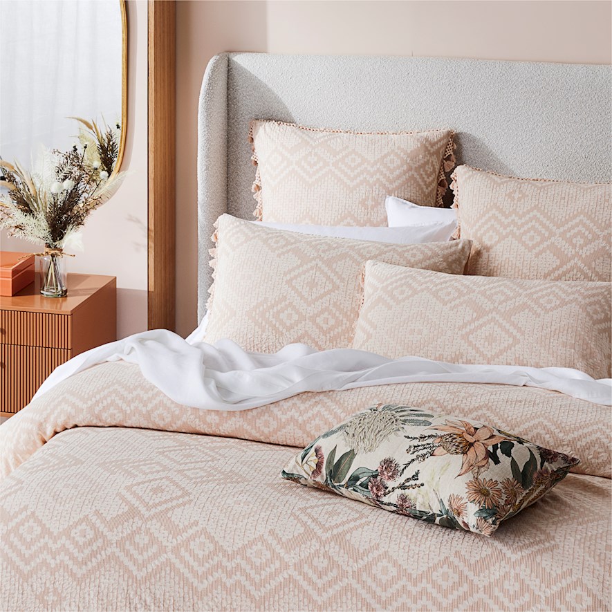 Cleo Tassel Quilt Cover Adairs