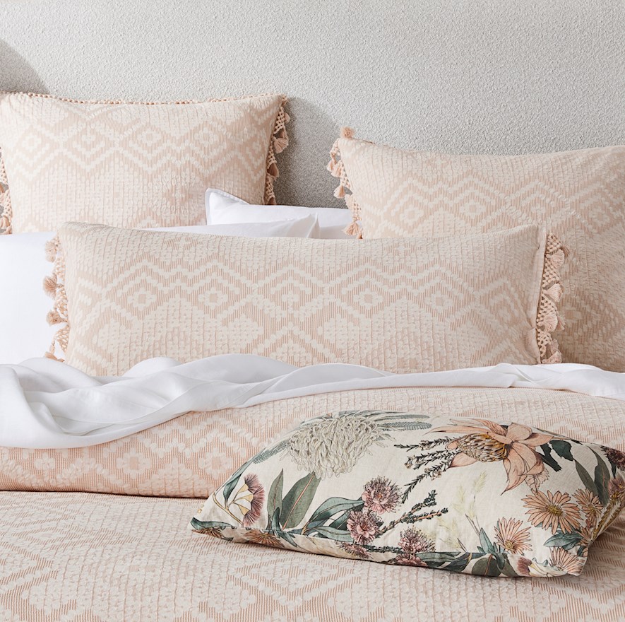 Cleo Tassel Quilt Cover Adairs