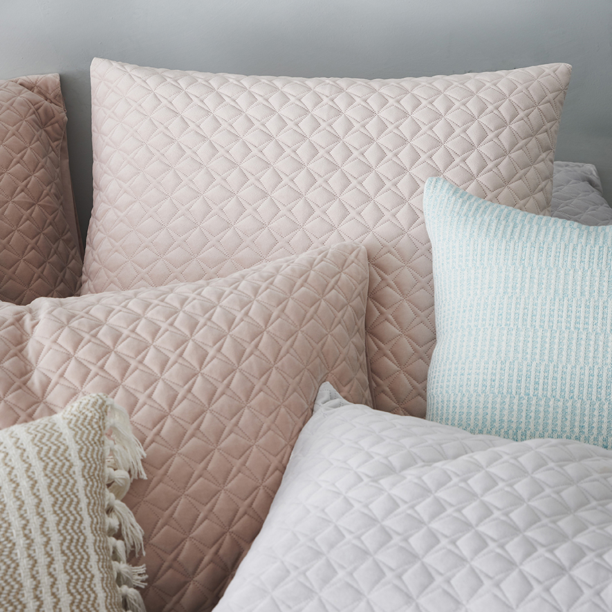 Duke Quilted Velvet Quilt Cover Dusty Pink Adairs