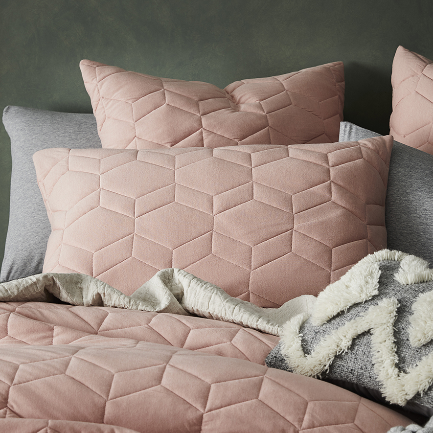 Hampton Bamboo Quilted Quilt Cover Dusty Pink Adairs