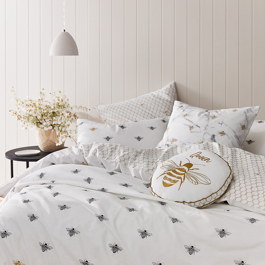 Duvet cover shop queen set