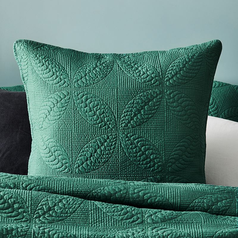 Ava Quilted Fern Quilt Cover