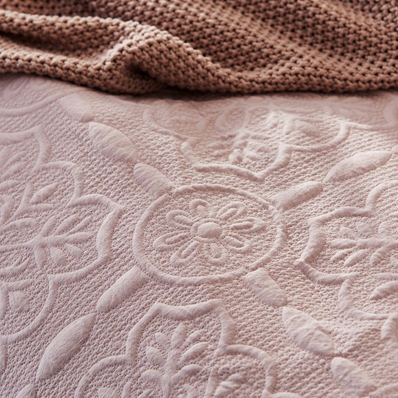 Willa Quilted Misty Rose Quilt Cover