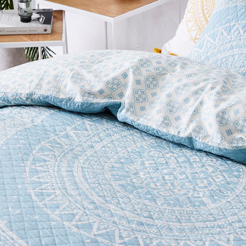 Mandala Quilted Quilt Cover Blue