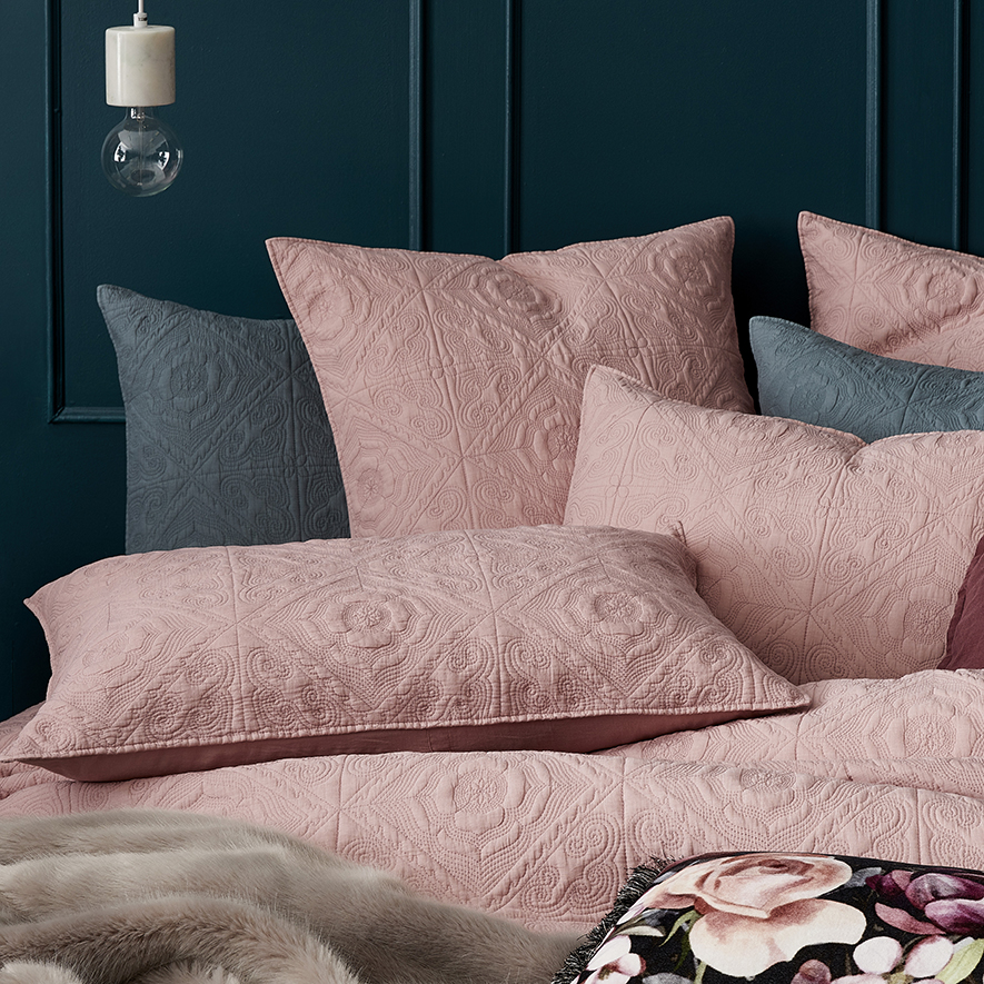 Malta Quilted Quilt Cover Blush Adairs