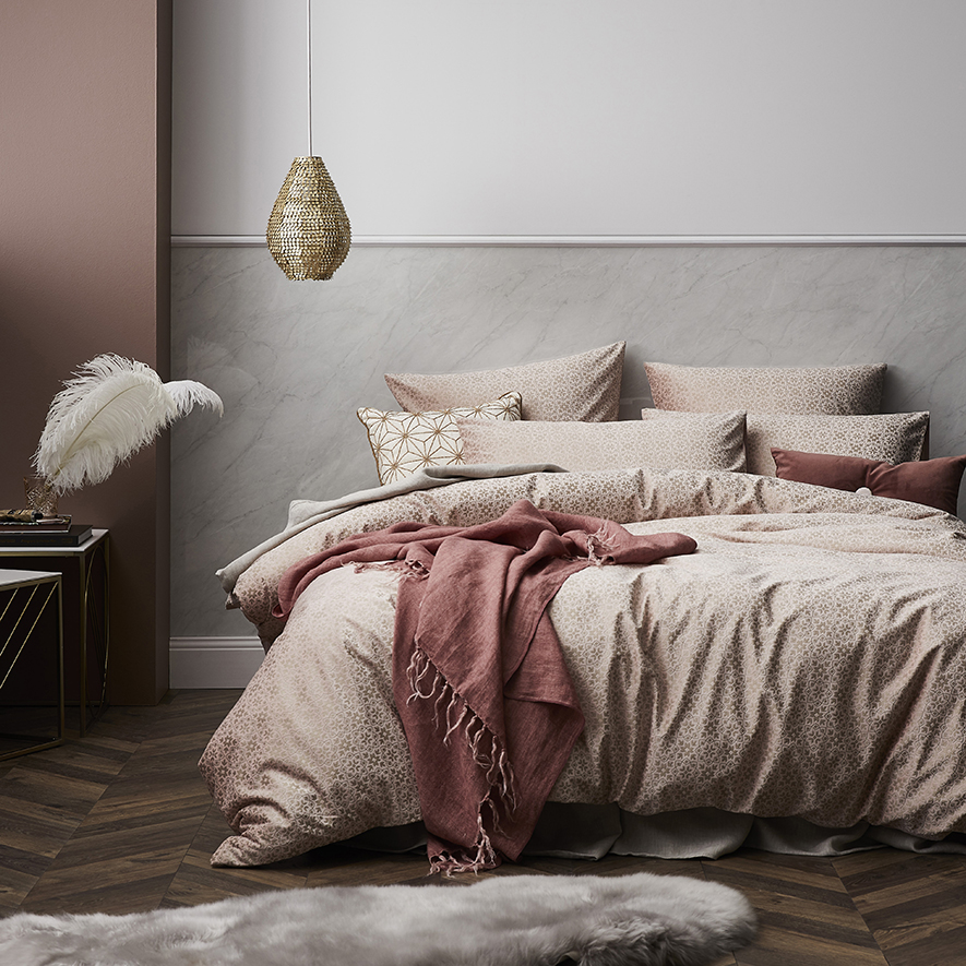 Gatsby Velvet Quilt Cover Set Dusty Pink Adairs