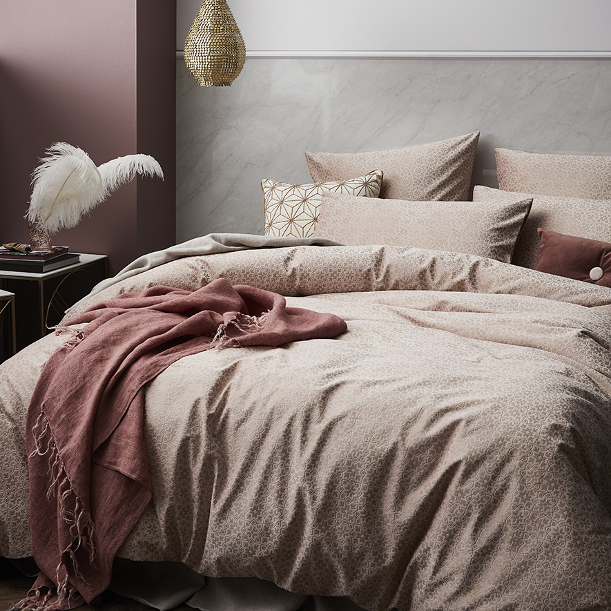 Gatsby Velvet Quilt Cover Set Dusty Pink Adairs