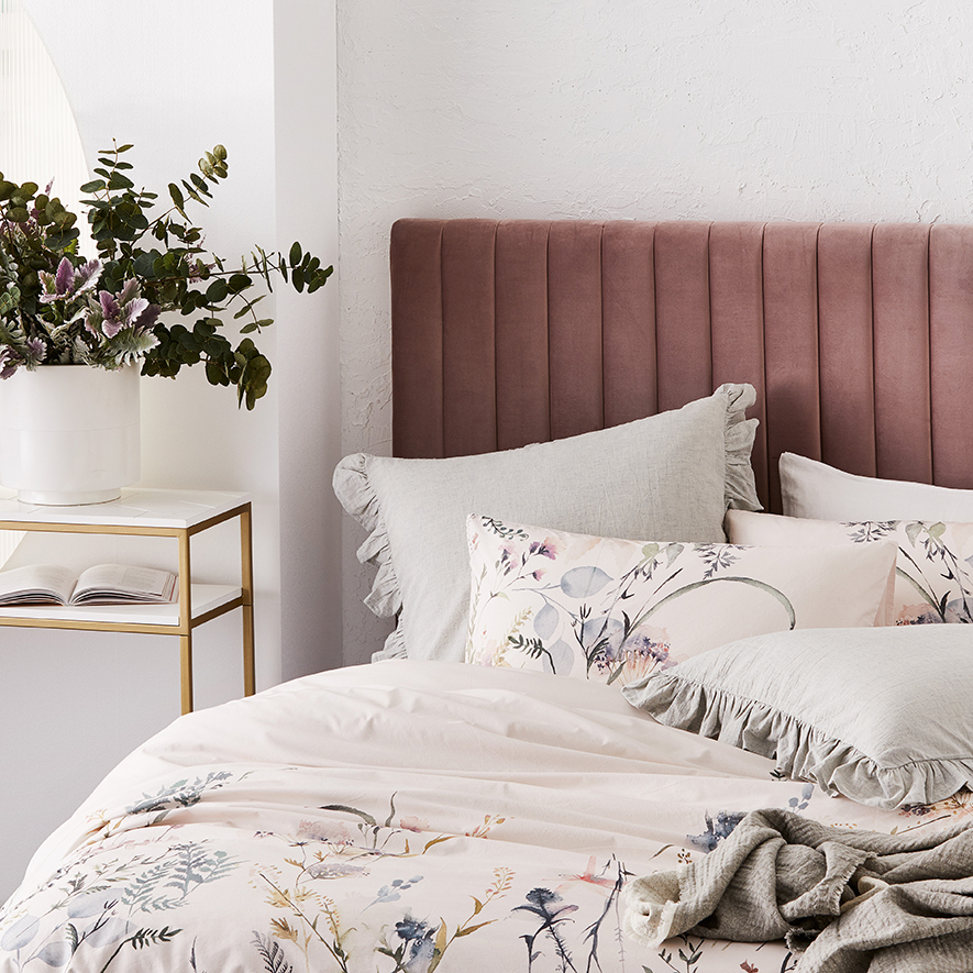 Bouquet Quilt Cover Set Blush Adairs