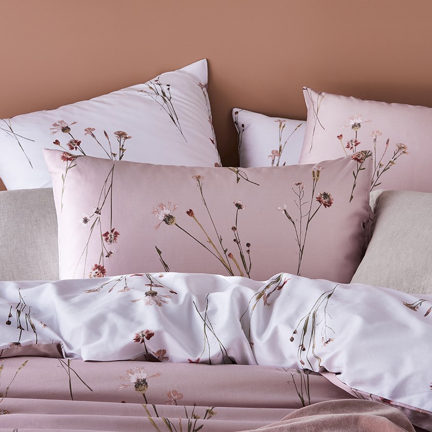 Whisper Dusty Pink Quilt Cover Set Adairs